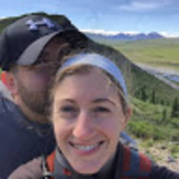 Meet your Posher, Jennifer - Picture 1 of 1